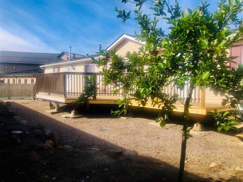 9 Driftwood Drive , A2320463, Alberta,