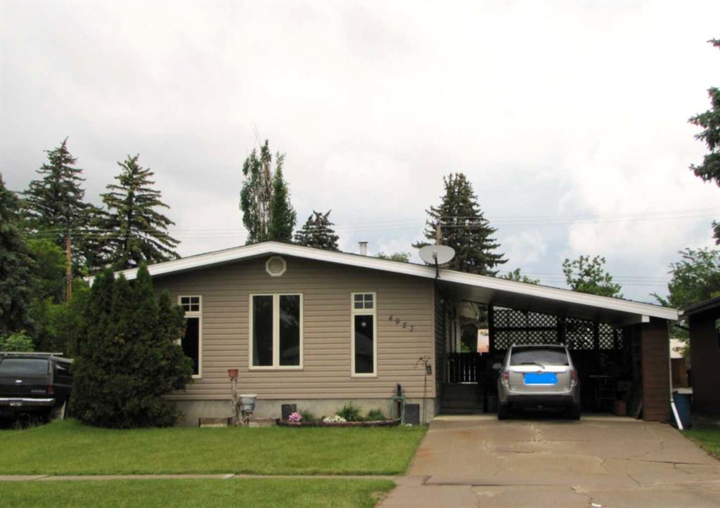 MLS® listing #112868388 for sale located at 4923 52 Avenue 
