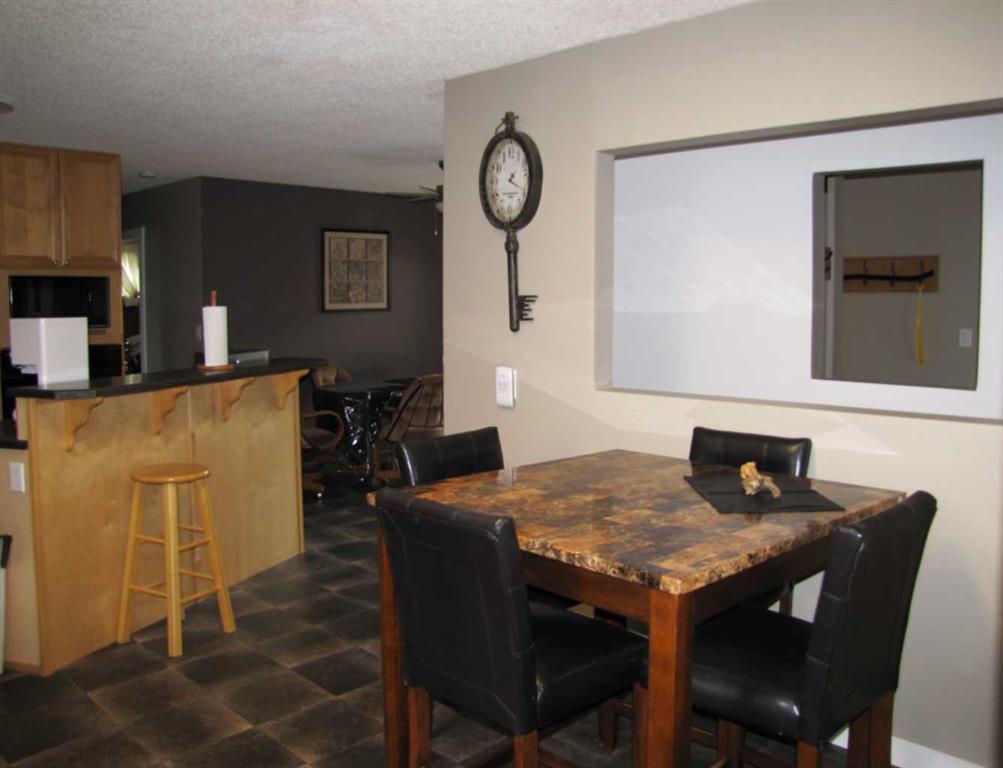 Fifth View of 4923 52 Avenue , NONE, Taber, Alberta, T1G 1H6
