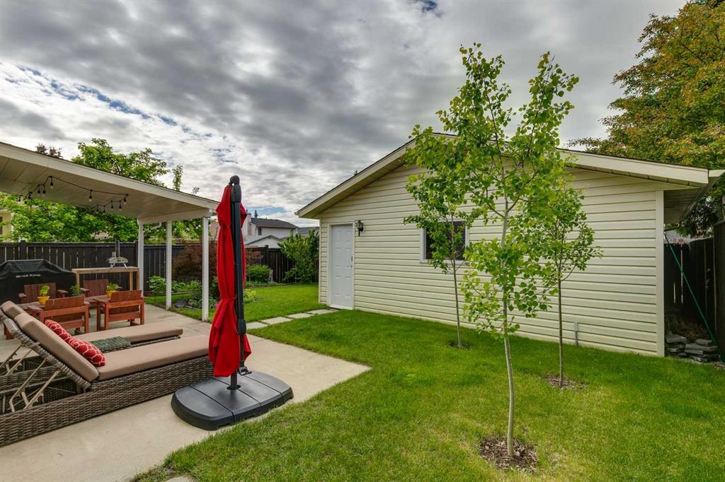 Fifth View of 51 Woodbrook Green SW, Woodbine, Calgary, Alberta, T2W4P6