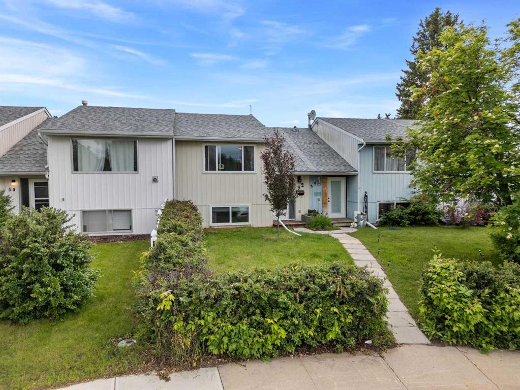 Third View of 32 Whiteside Crescent , West Park, Red Deer, Alberta, T4N 5Z1