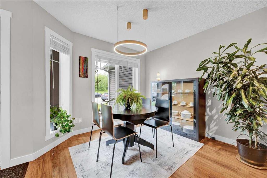 Third View of 1562 93 Street SW, Aspen Woods, Calgary, Alberta, T3H 0P5