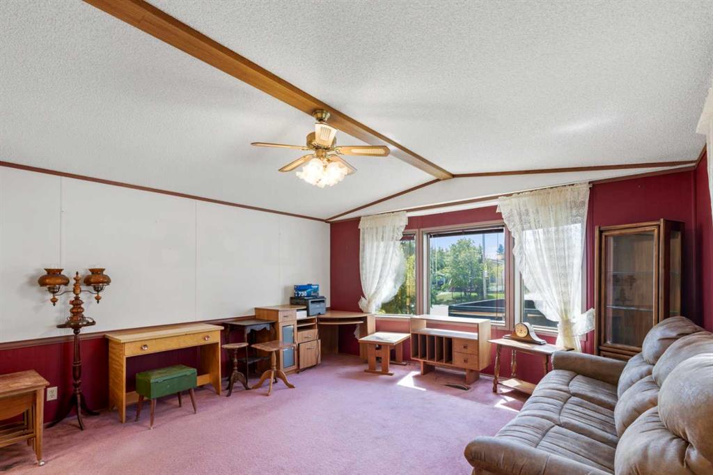 Fourth View of 9708 104 Avenue , N/A, Clairmont, Alberta, T8X 5E7