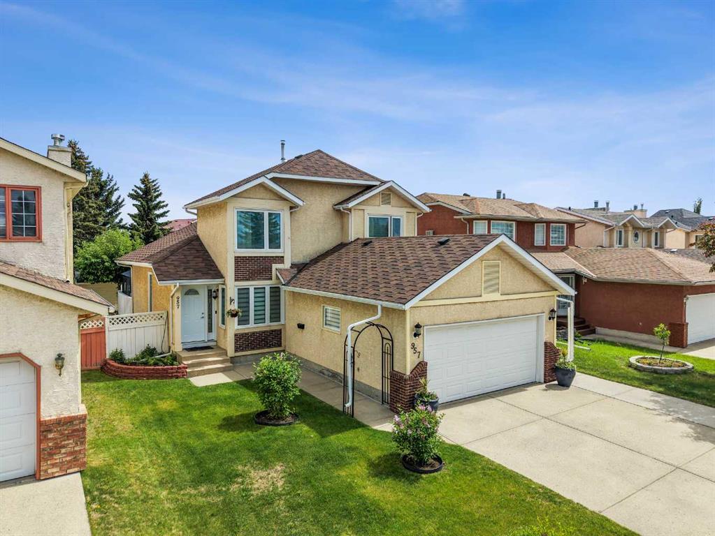 Fourth View of 957 Applewood Drive SE, Applewood Park, Calgary, Alberta, T2A 7M7