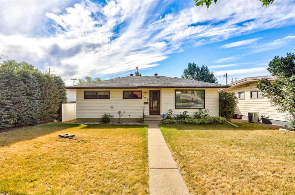 Second View of 726 10 Avenue S, Fleetwood, Lethbridge, Alberta, T1K 0A1