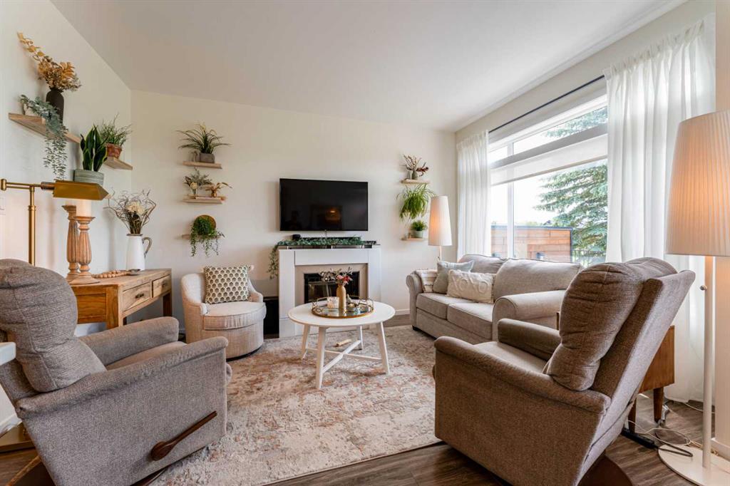 Third View of 5, 490 Highlands Boulevard W, West Highlands, Lethbridge, Alberta, T1J 5K5