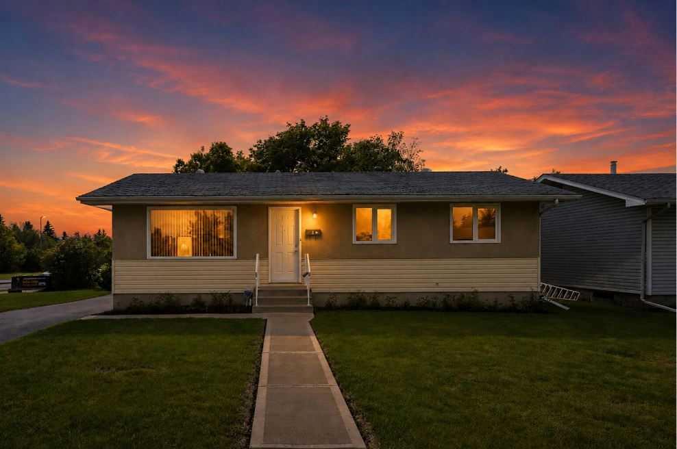 Second View of 2 Mitchell Avenue , Morrisroe, Red Deer, Alberta, T4N 0L1
