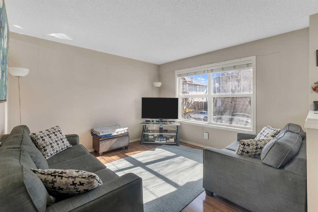 Fourth View of 33 Saddlebrook Common NE, Saddle Ridge, Calgary, Alberta, T3J 0K1