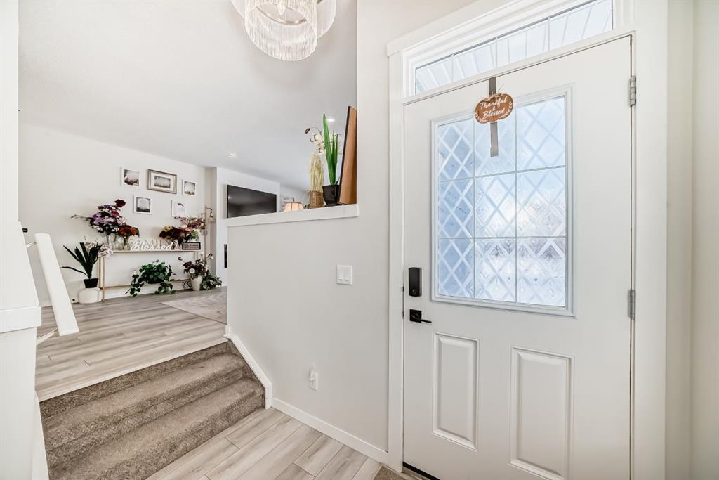 Fifth View of 158 Chinook Gate Boulevard SW, Chinook Gate, Airdrie, Alberta, t4b 4v3