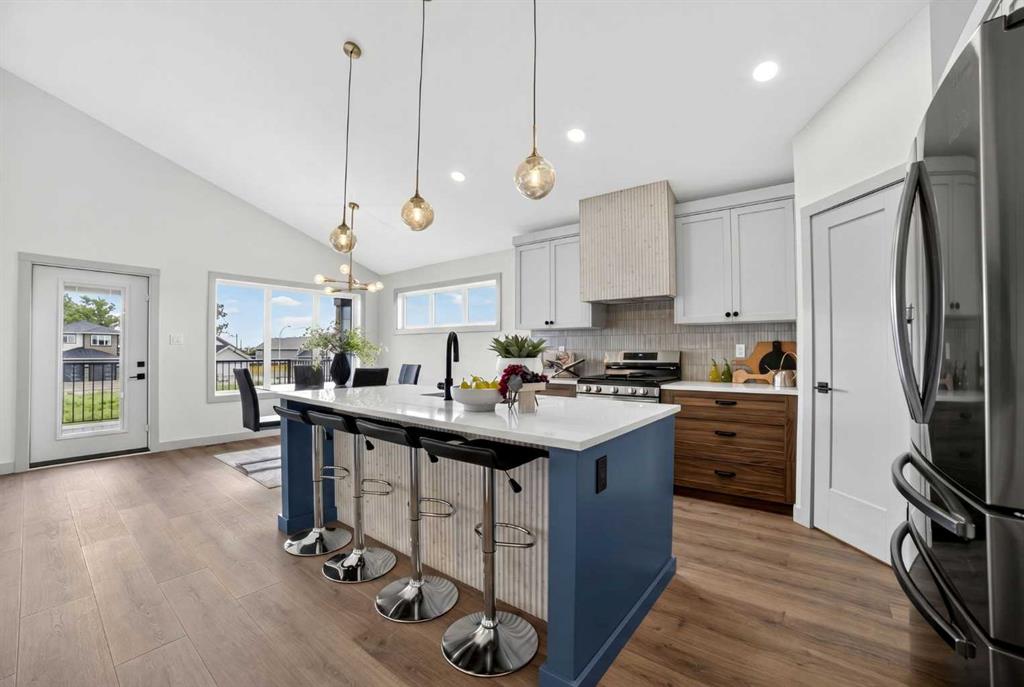 Fifth View of 680 Sixmile Crescent S, Southgate, Lethbridge, Alberta, T1K8G3