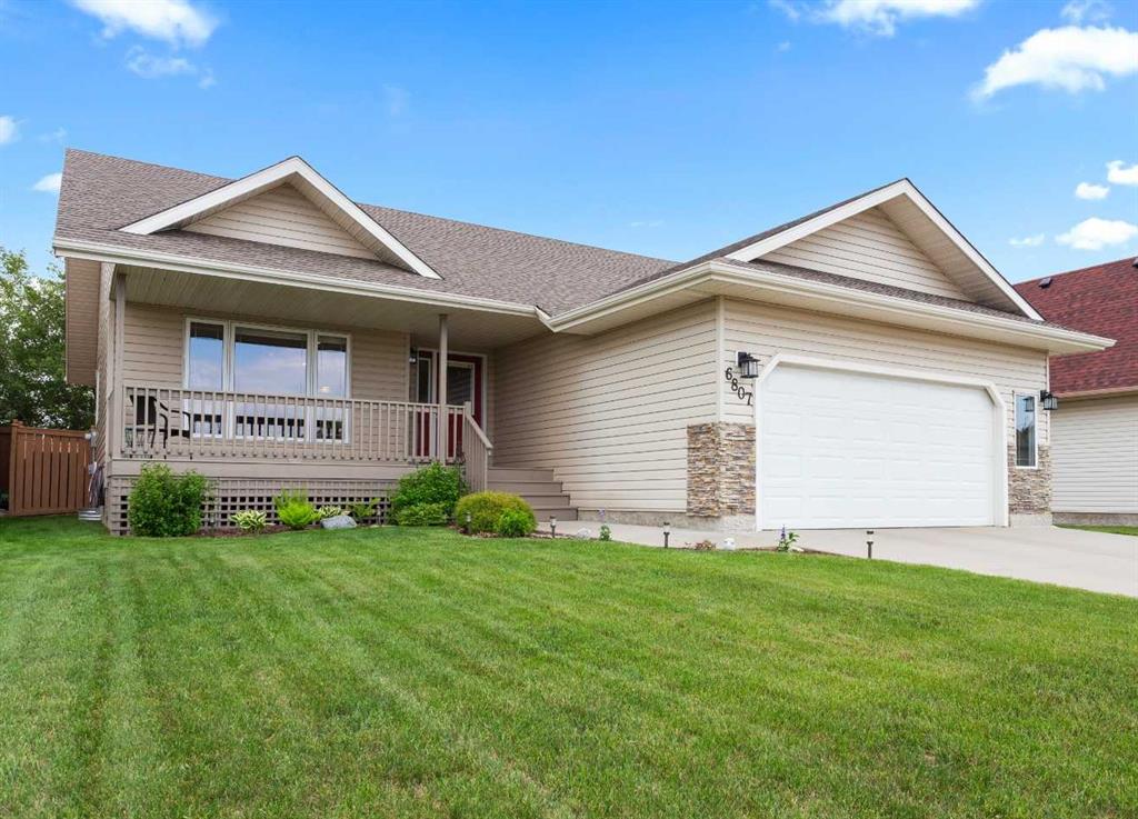 6807 37A Avenue , A2320796, Alberta,