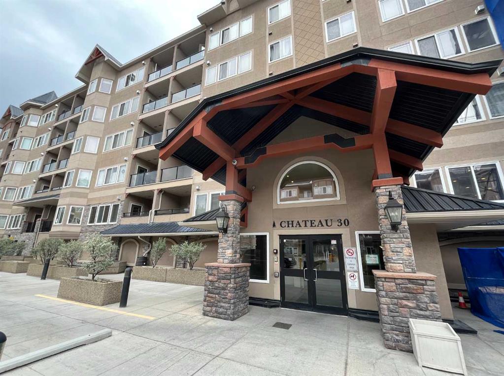 305, 30 Discovery Ridge Close SW, A2320804, Alberta,