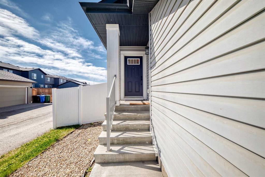 Third View of 91 Walcrest Way SE, Walden, Calgary, Alberta, T2X 4G2