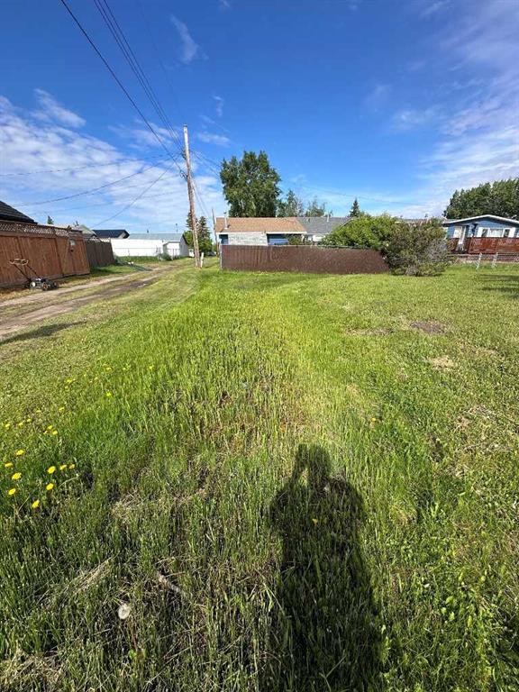 Fourth View of 9901 104 Avenue , N/A, Clairmont, Alberta, T8X 5A5