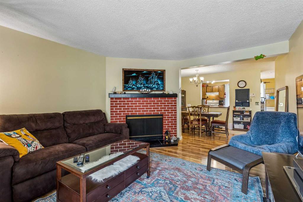 Fourth View of 24, 235 Berwick Drive NW, Beddington Heights, Calgary, Alberta, T2P 3C1