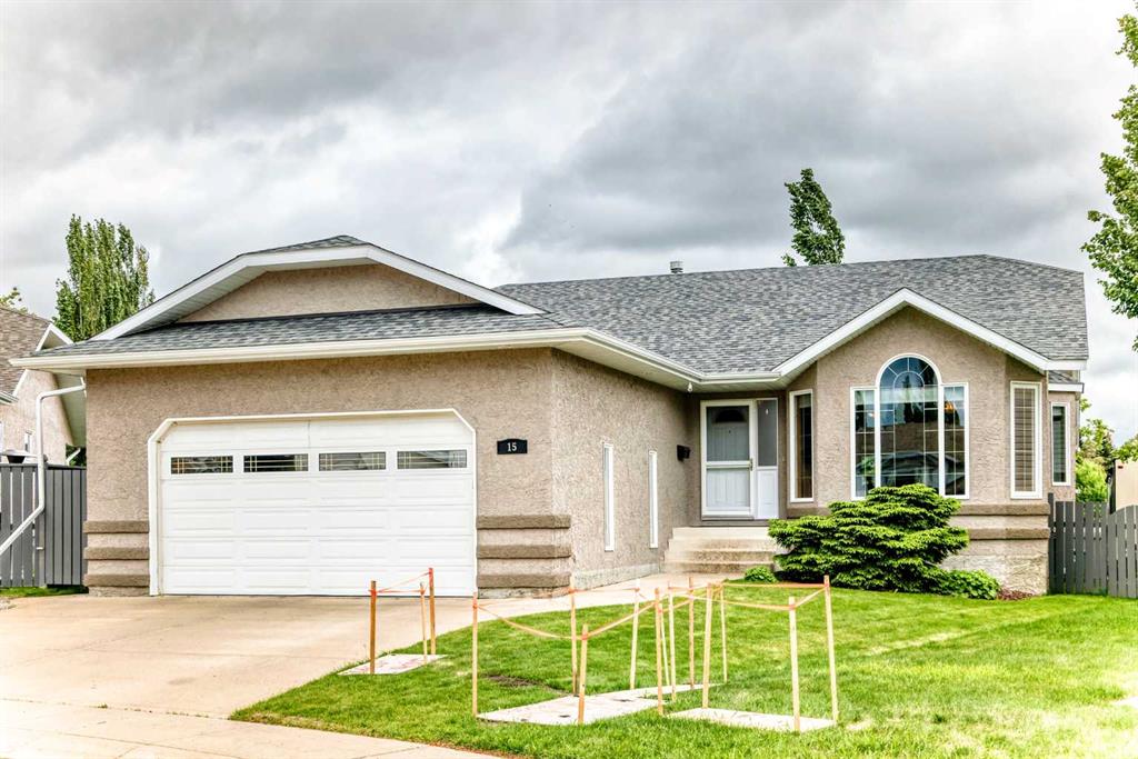 Third View of 15 East Close , Eastview Estates, Red Deer, Alberta, T4R 2K2