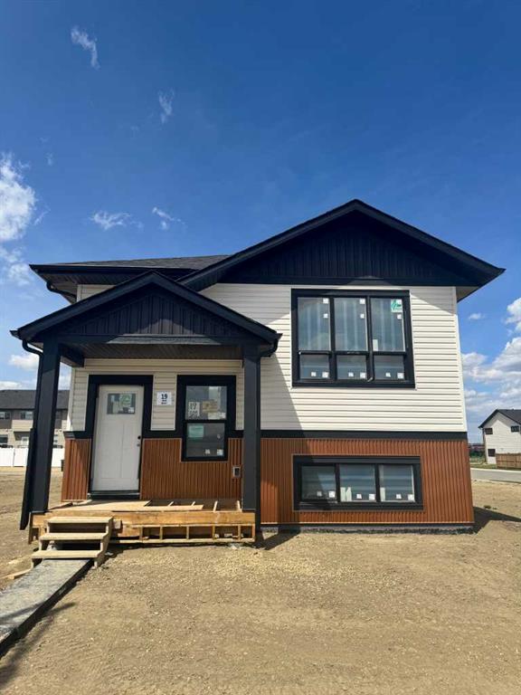 19 Ian Way , A2320988, Alberta,