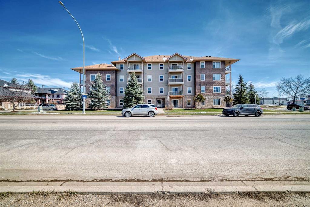 106, 174 N Railway Street , A2321000, Alberta,