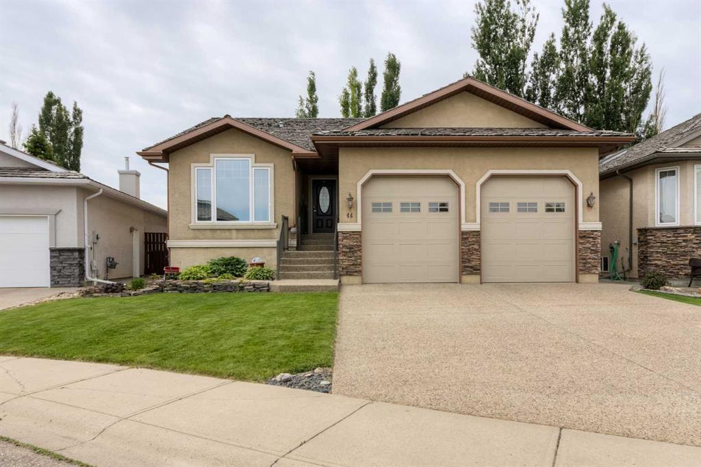 Second View of 44 Fairmont Park Landing  S, Fairmont, Lethbridge, Alberta, T1K 7L1