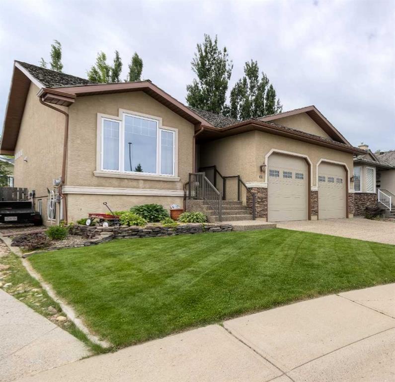 Fourth View of 44 Fairmont Park Landing  S, Fairmont, Lethbridge, Alberta, T1K 7L1