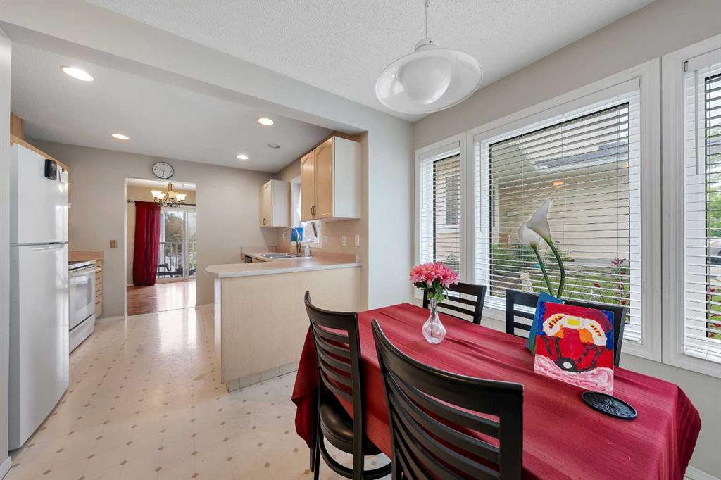 Fifth View of 125, 388 Sandarac Drive NW, Sandstone Valley, Calgary, Alberta, T3K 4E3