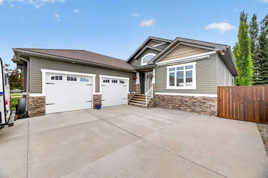 5946 Park Meadows Crescent , A2321111, Alberta,