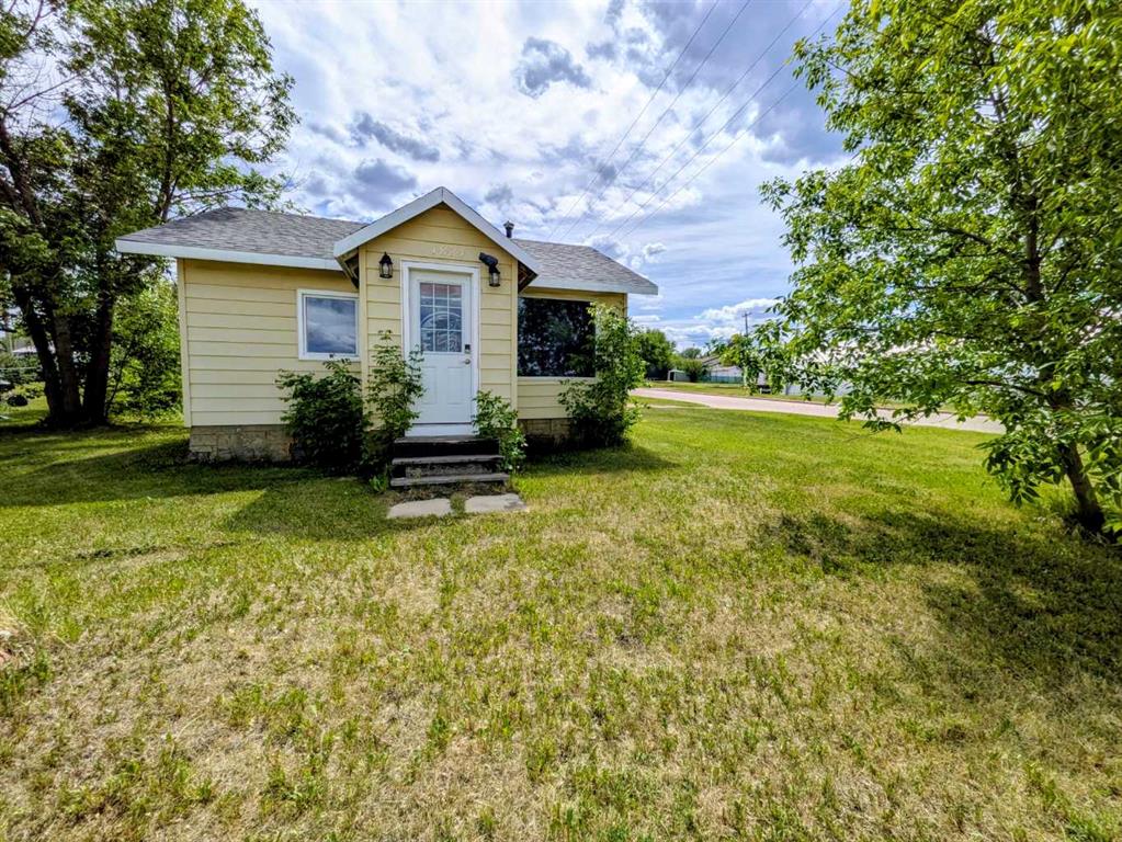 Third View of 4824 47 Avenue , NONE, Spirit River, Alberta, T0H 3G0