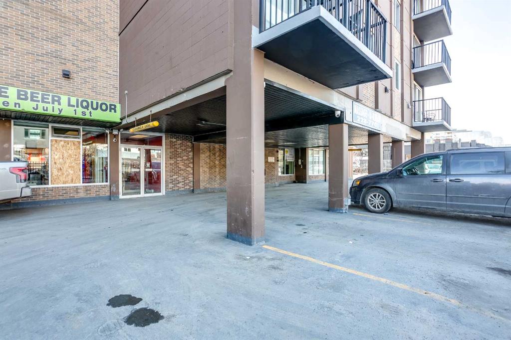 Third View of 740, 519 17 Avenue SW, Cliff Bungalow, Calgary, Alberta, t2s0a9