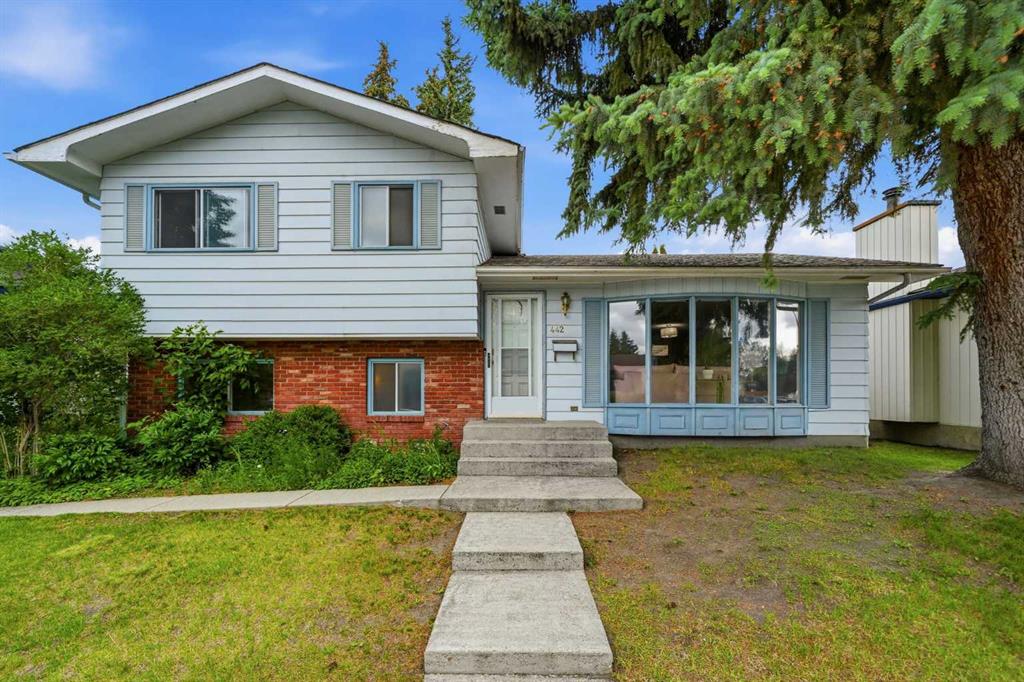 442 Queensland Place SE, A2321165, Alberta,