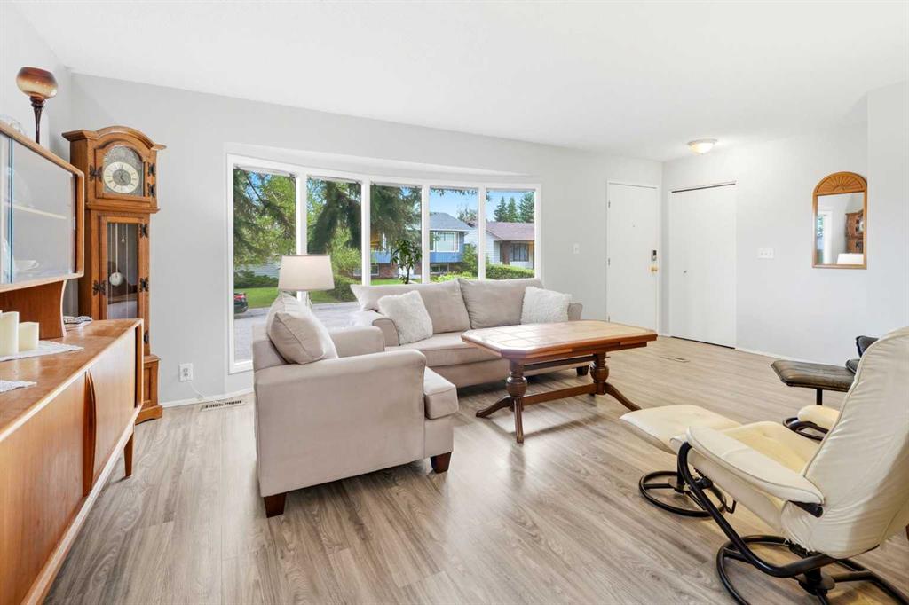 Fifth View of 442 Queensland Place SE, Queensland, Calgary, Alberta, T2J 5C9