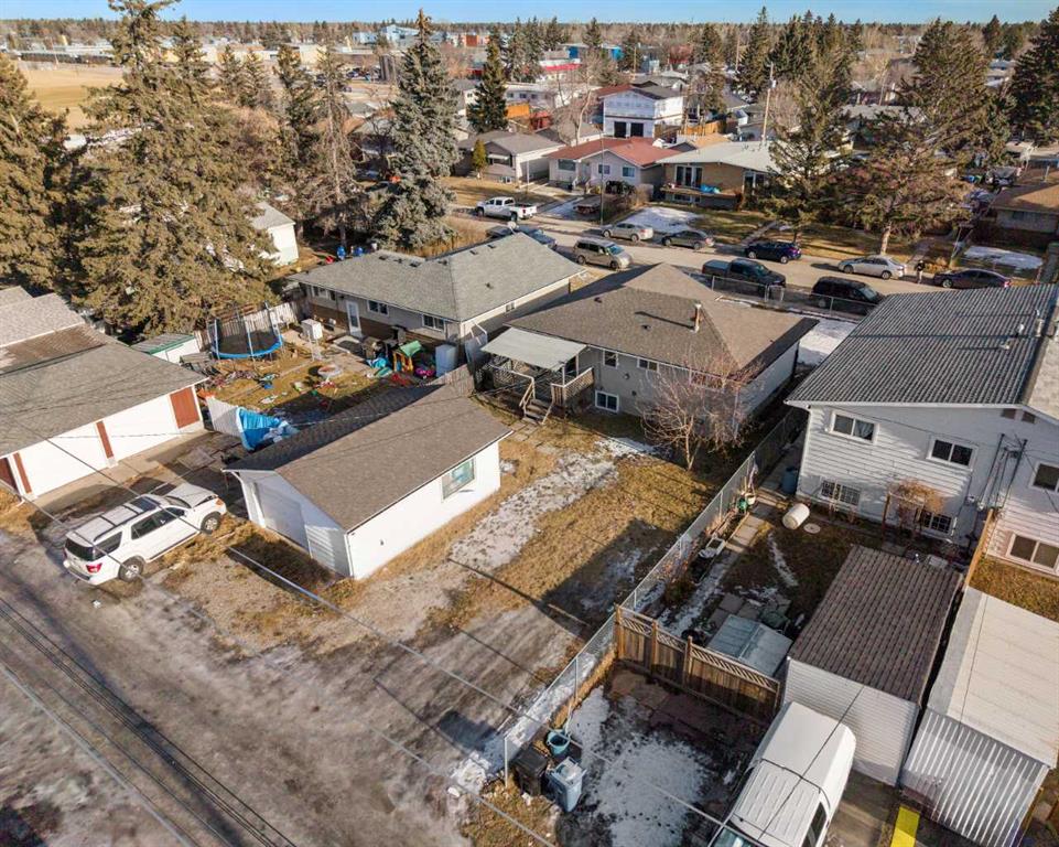 Fourth View of 1527 46 Street SE, Forest Lawn, Calgary, Alberta, T2A 1N7