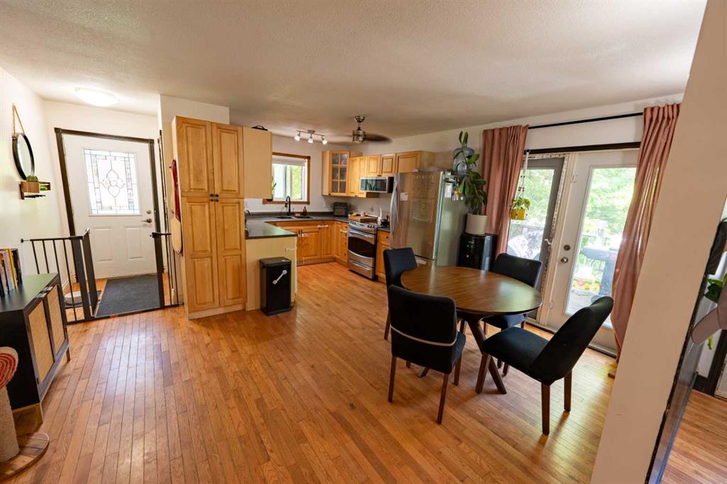 Fifth View of 1022 10 Avenue , Wainwright, Wainwright, Alberta, T9W1K6