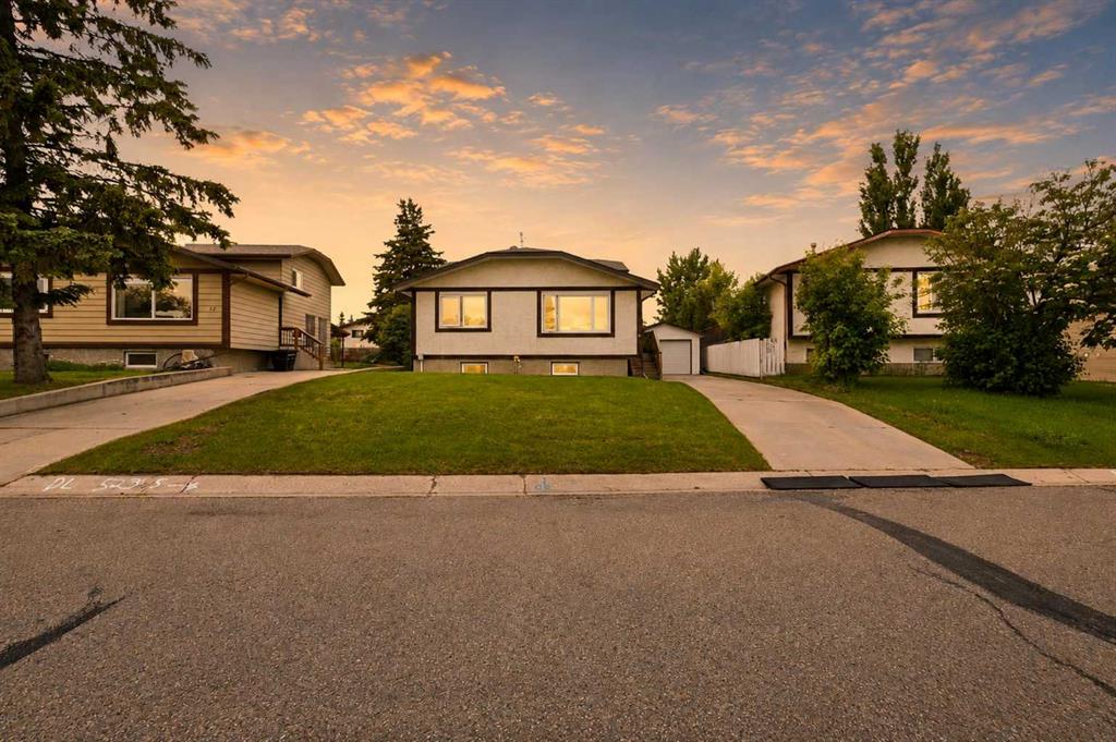 Second View of 10 Opal Close , Hearthstone, Lacombe, Alberta, T4L 1P9