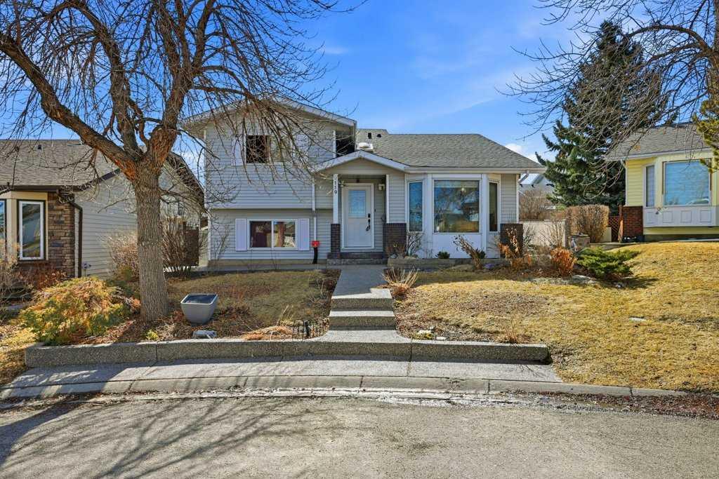 MLS® listing #112981900 for sale located at 119 Macewan Meadow Way NW