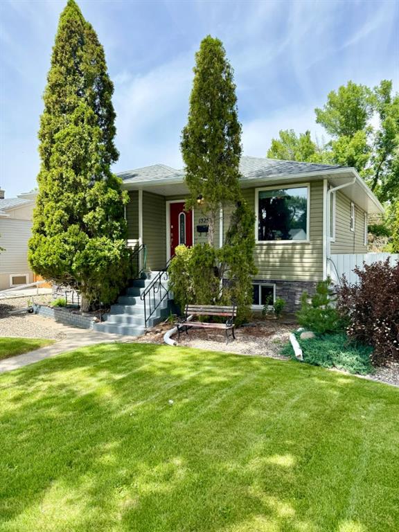 1325 13 Avenue S, A2321522, Alberta,