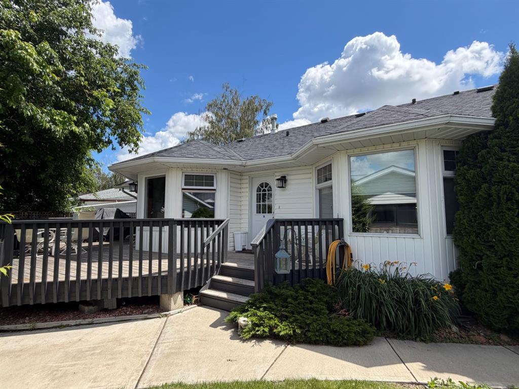 415 8 Street E, A2321529, Alberta,