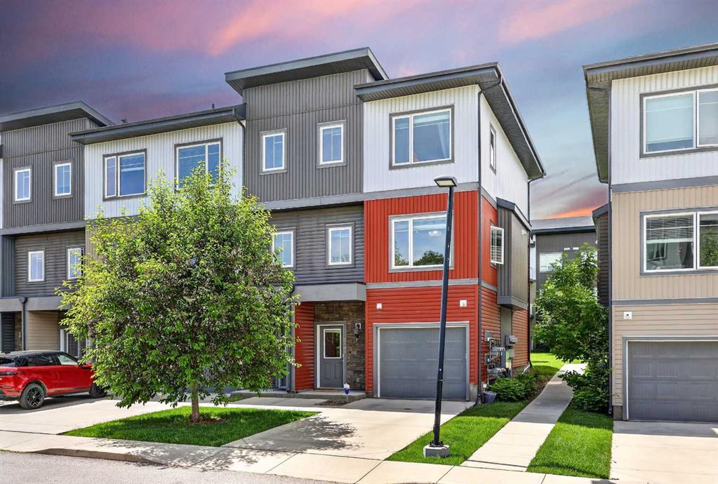 Second View of 3101, 5305 32 Avenue SW, Glenbrook, Calgary, Alberta, T3E 8A2