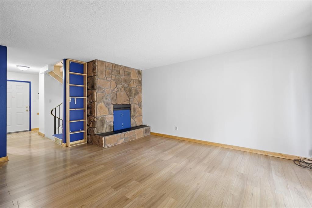 Fifth View of 316 84 Avenue SE, Acadia, Calgary, Alberta, T2H1N4