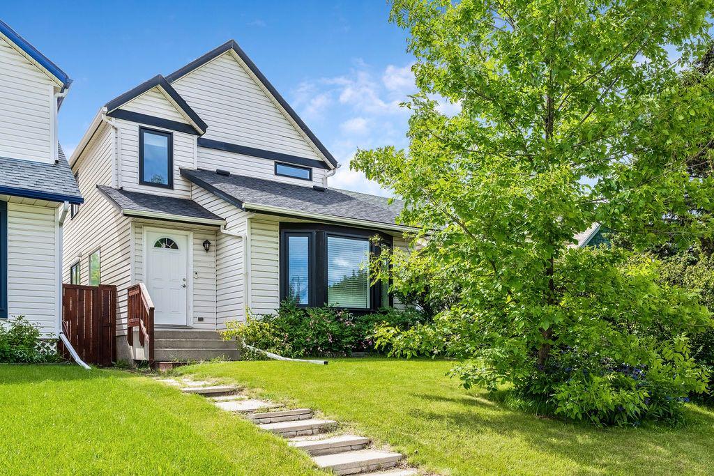 15 Woodmont Green SW, A2321617, Alberta,