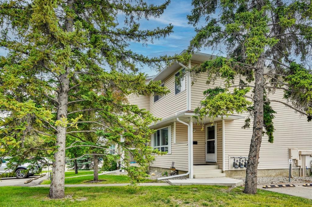 164 Woodsman Lane , A2321633, Alberta,