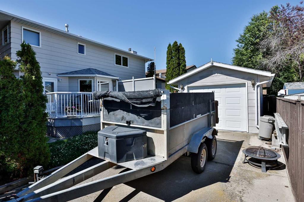 Fifth View of 2265 27 Avenue S, Southgate, Lethbridge, Alberta, T1K 6K5