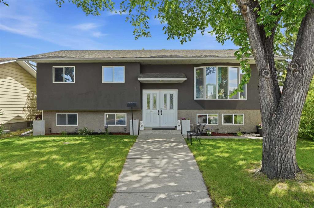 Main View of 5048 Whitestone Way NE, Whitehorn, Calgary, Alberta, T1Y 1T1