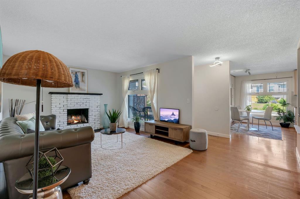 Fifth View of 24 Shawcliffe Road SW, Shawnessy, Calgary, Alberta, T2Y 1G2