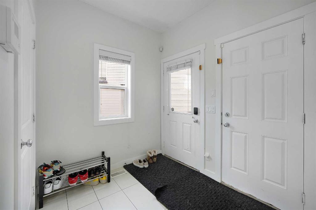Third View of 129 Covecreek Bay NE, Coventry Hills, Calgary, Alberta, T3K 0N1