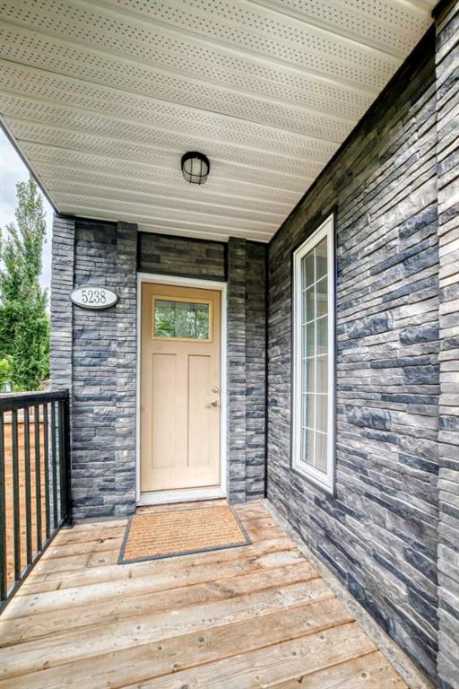 Fourth View of 5238 52 Street  , Downtown Lacombe, Lacombe, Alberta, T4L 1B8