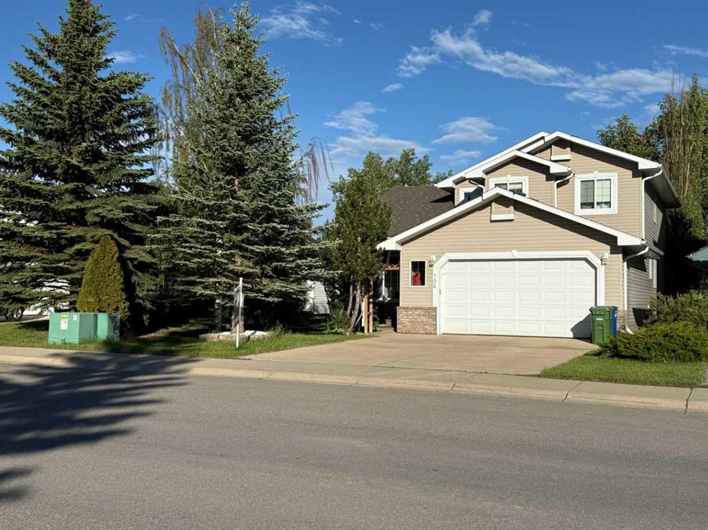 Third View of 704 Woodside Drive NW, Woodside, Airdrie, Alberta, T4B2G9