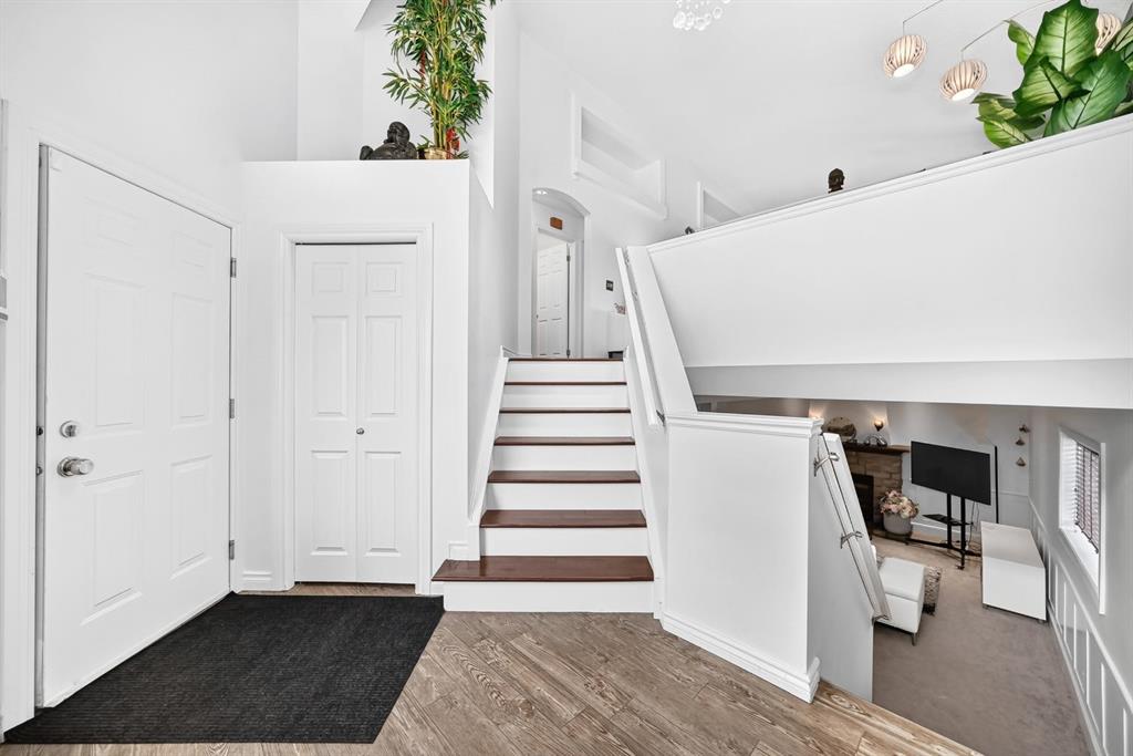Fifth View of 91 Panamount Gardens NW, Panorama Hills, Calgary, Alberta, T3K 5V5
