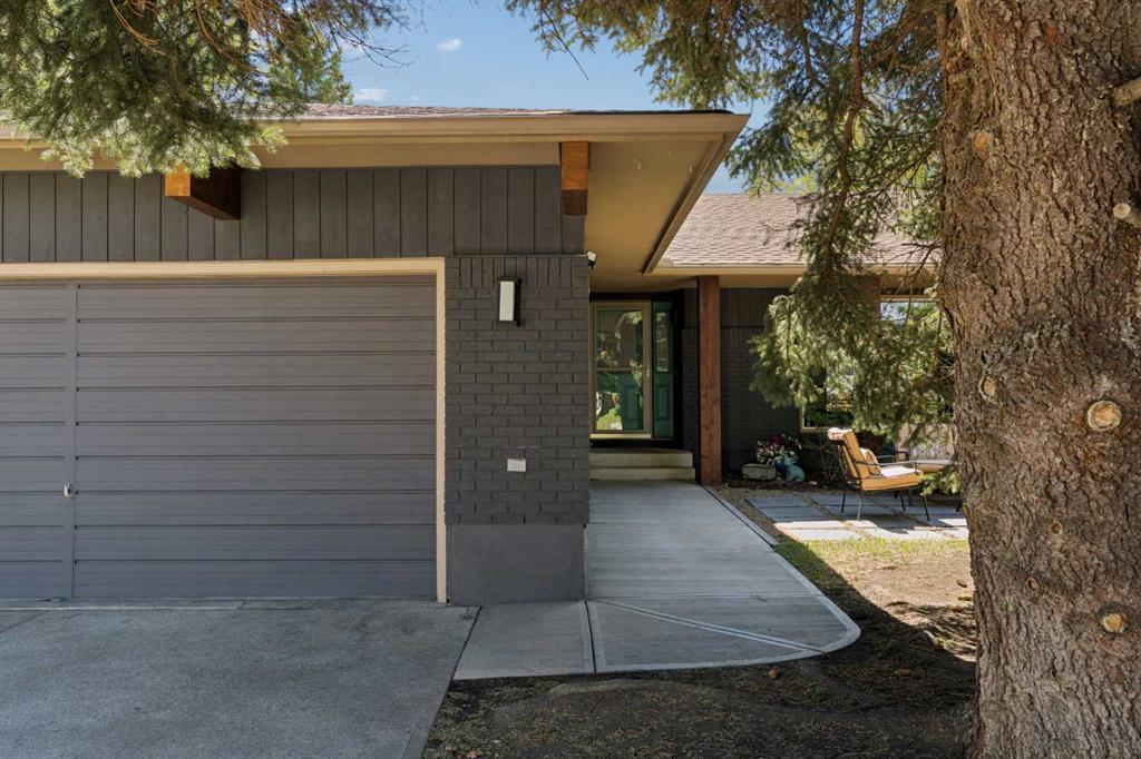 Fourth View of 127 Parkglen Crescent SE, Parkland, Calgary, Alberta, T2J 4L9