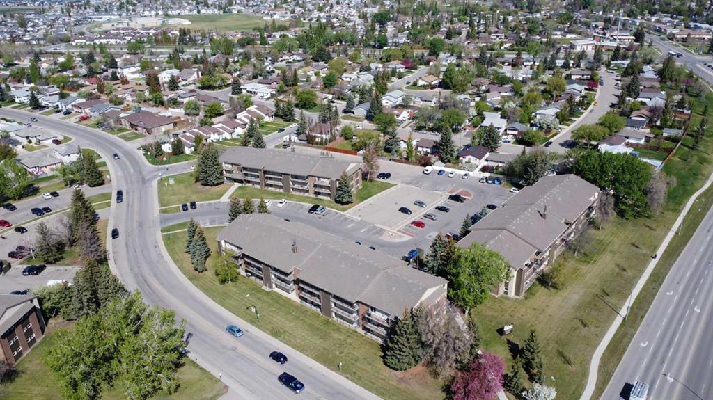 102, 401 Columbia Boulevard W, A2321871, Alberta,