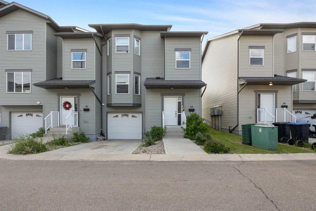 Second View of 25, 120 Warren  , Wood Buffalo, Fort McMurray, Alberta, T9H5J4